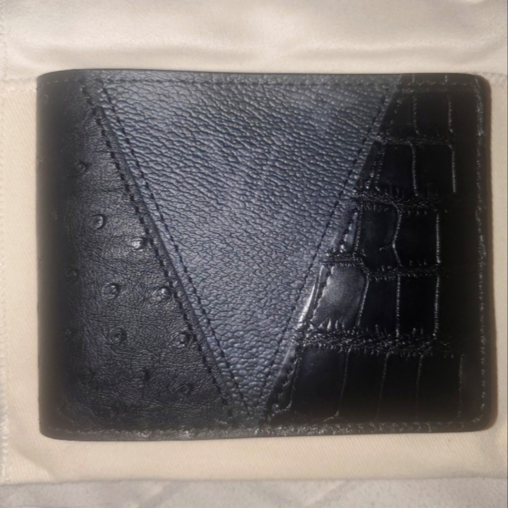 RARE LOUIS VUITTON LV Monogram Multiple Wallet w/ Tags Special Edition